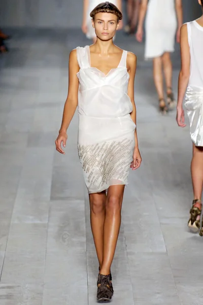 Look 30